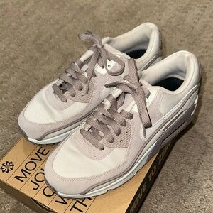 Nike Cream Sneakers Air Max Design